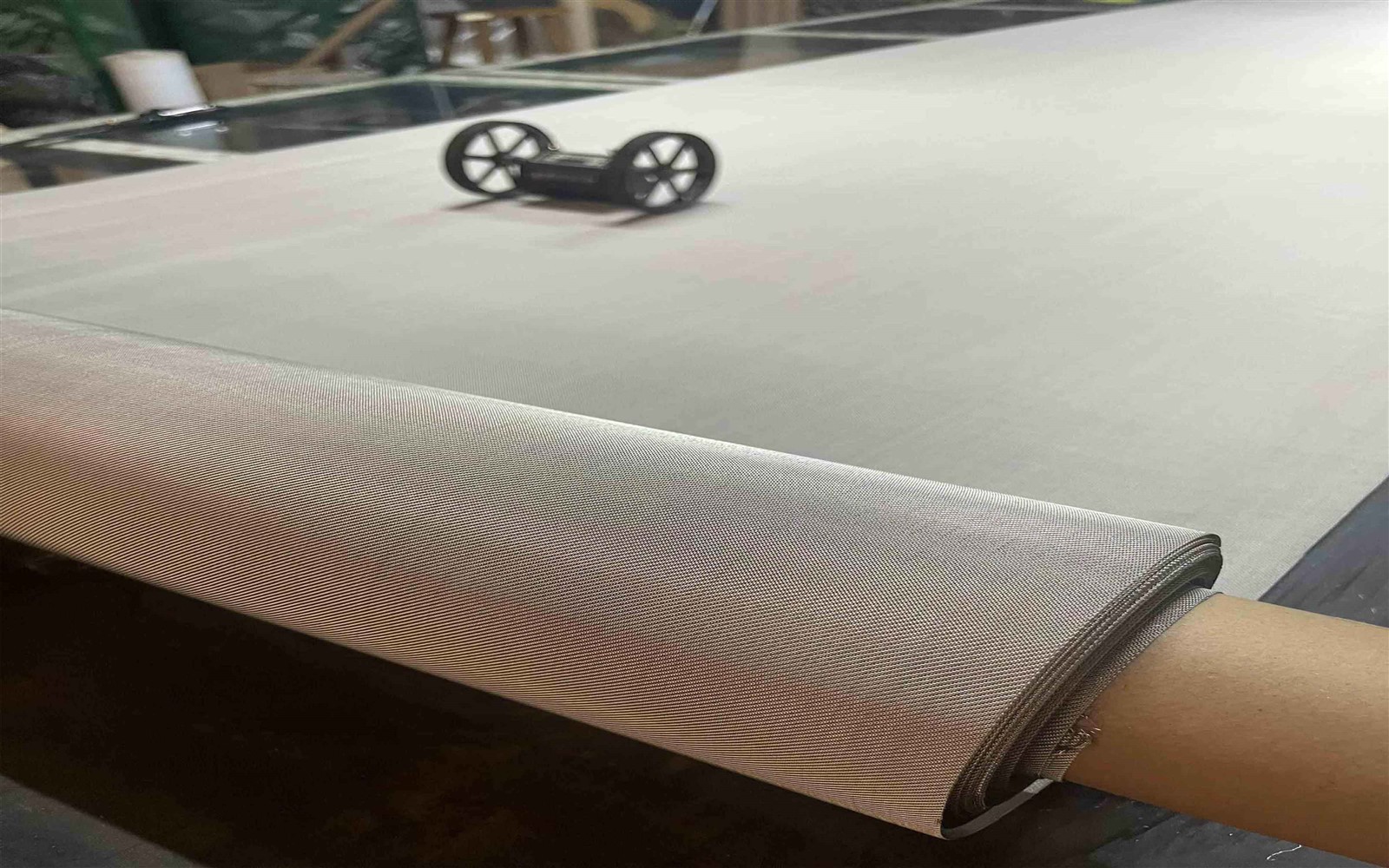 Titanium wire woven mesh